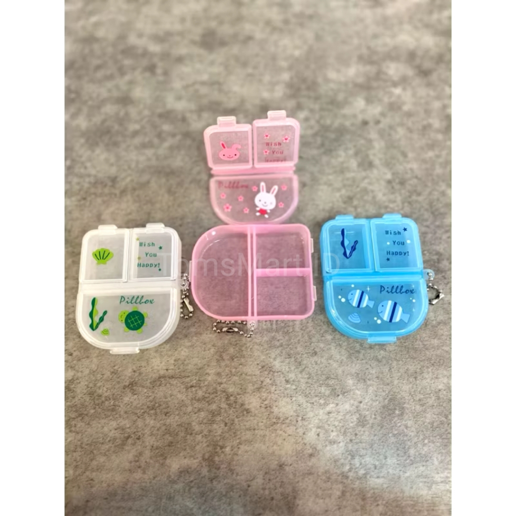 Kotak Obat 3 Sekat Plastik Warna Biru Pink Putih P0408