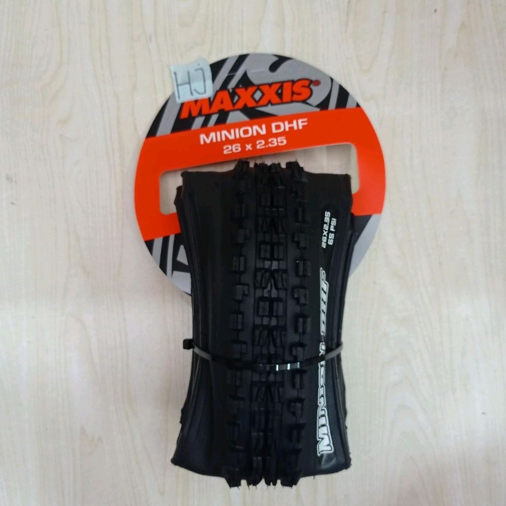 Ban Luar Maxxis Minion DHF 26x2.35