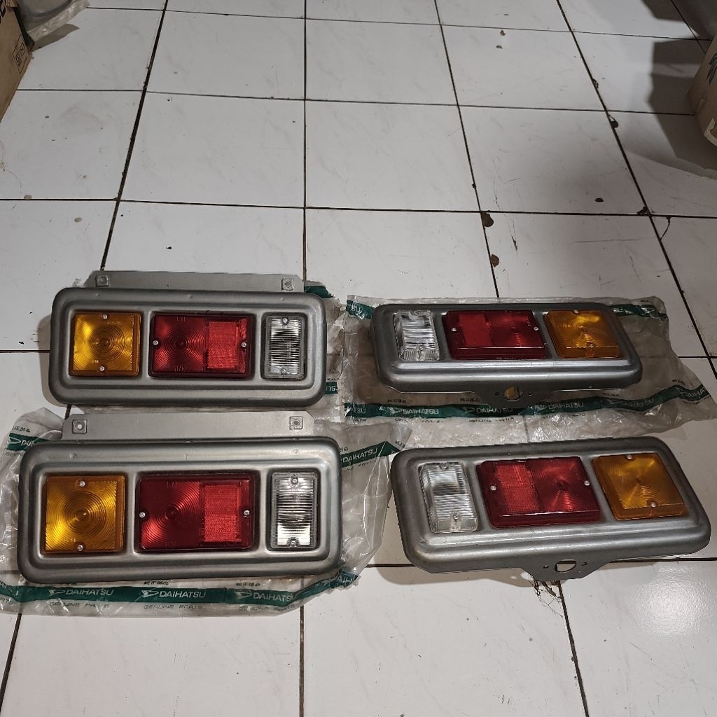 stoplamp Daihatsu delta