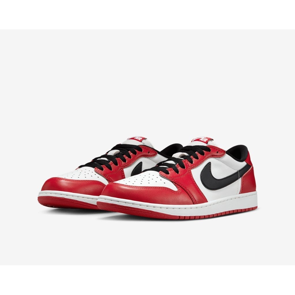 Sepatu sneaker NIKE Air Jordan 1 Retro Low OG "Chicago" HQ6998-600