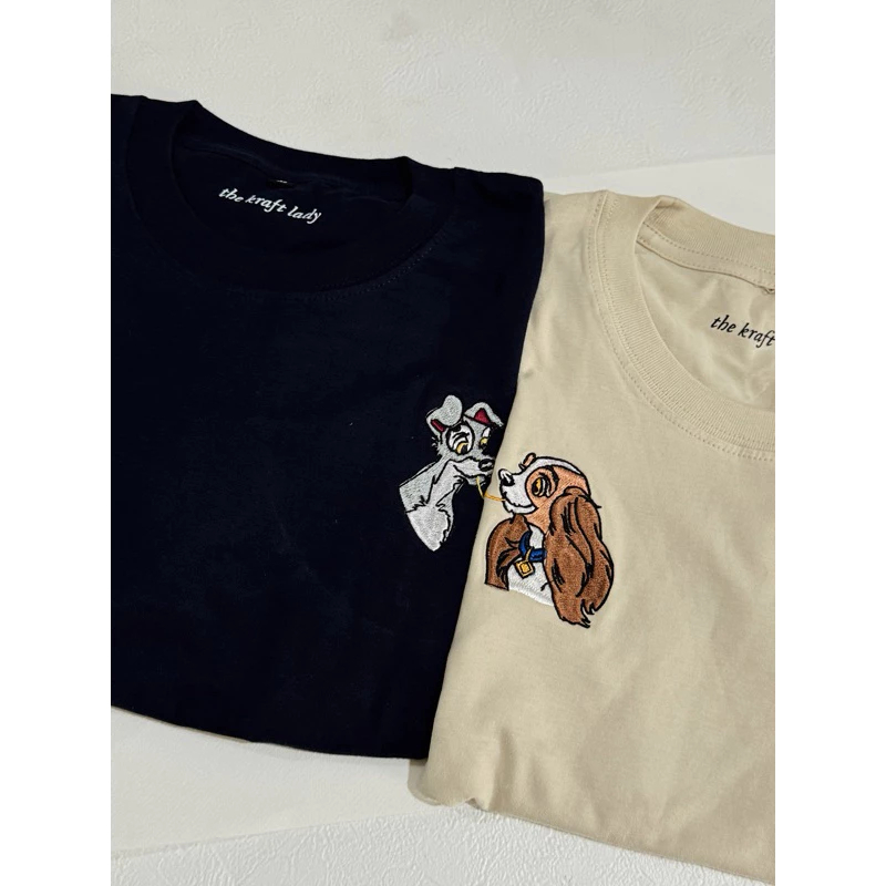 Baju Kaos Logo Lady and The Tramp “Spaghetti Scene” Embroidery T-Shirt Kaos Pasangan Kekinian Premiu