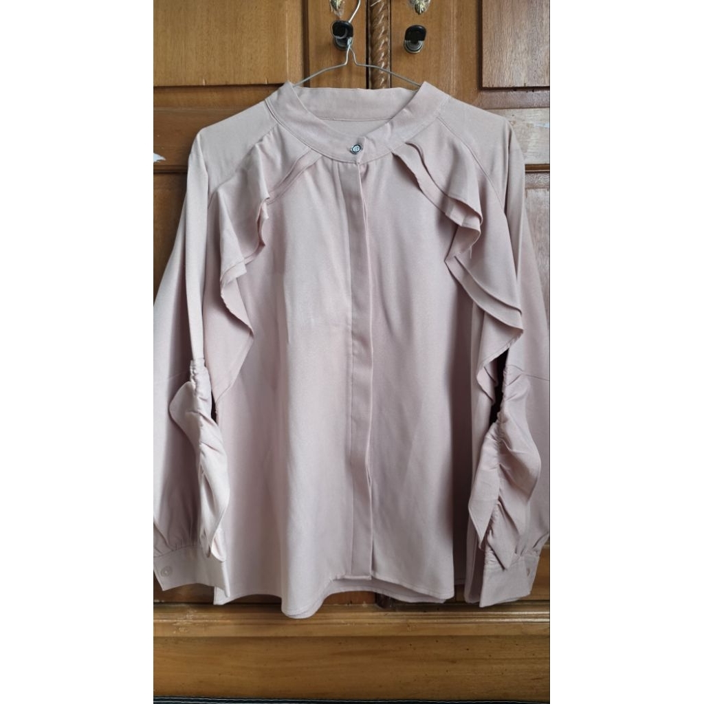 Blouse Kemeja Ruffle