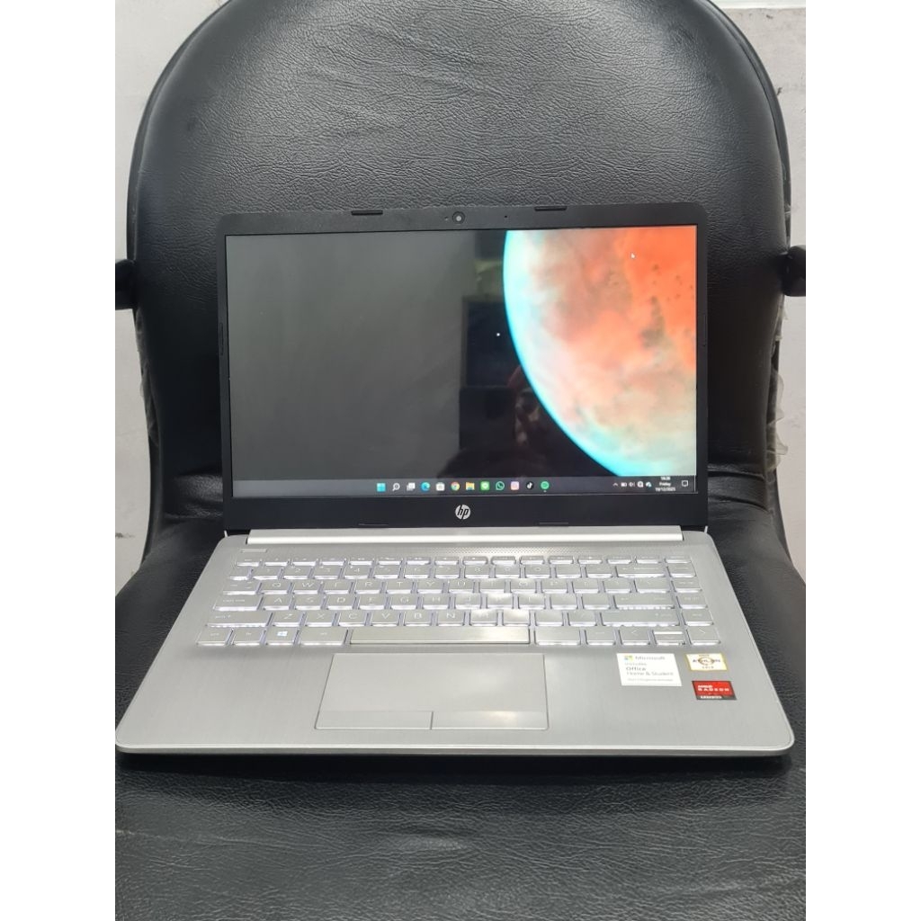 Laptop Hp 14s DK1122AU l AMD Athlon Gold 3150 l RAM 8GB I SSD 512GB