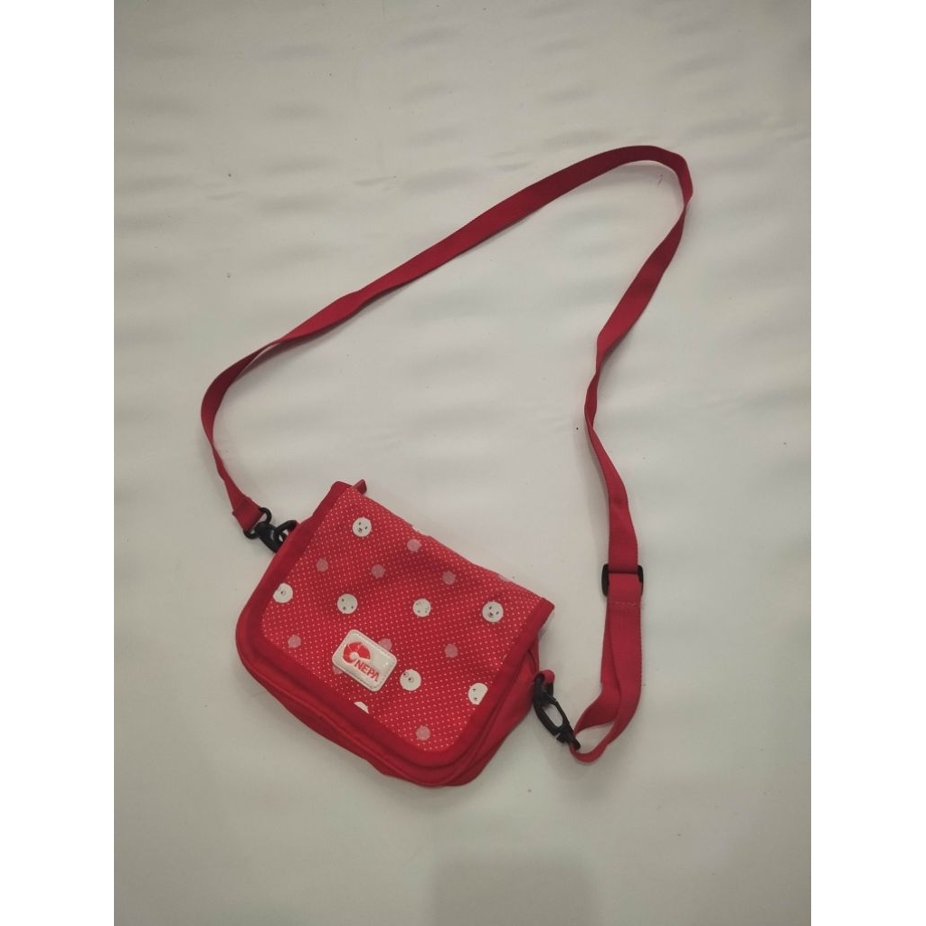 tas selempang nepa red sling bag