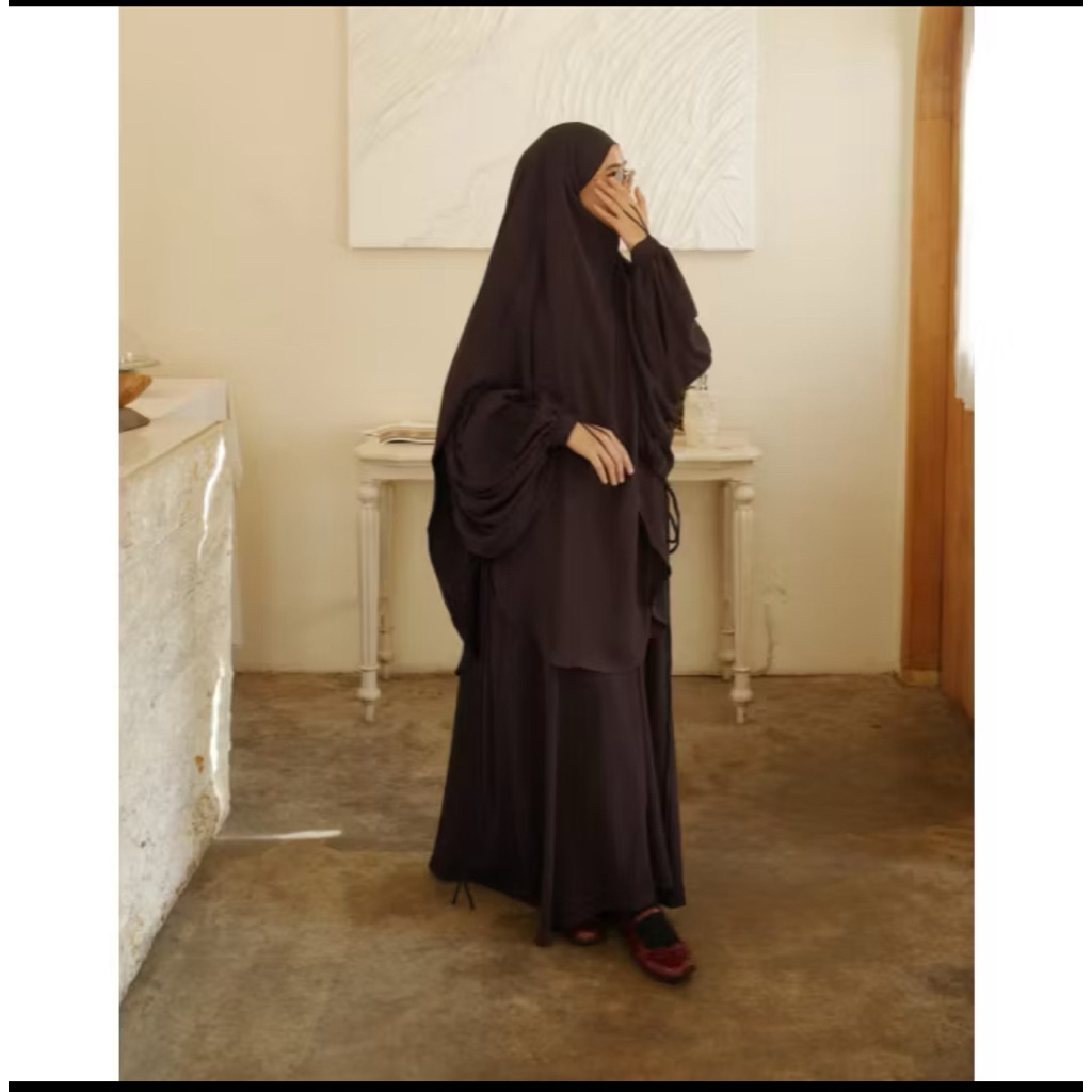 Preloved Zeya Dress Plum by Khalewale (dengan khimar)