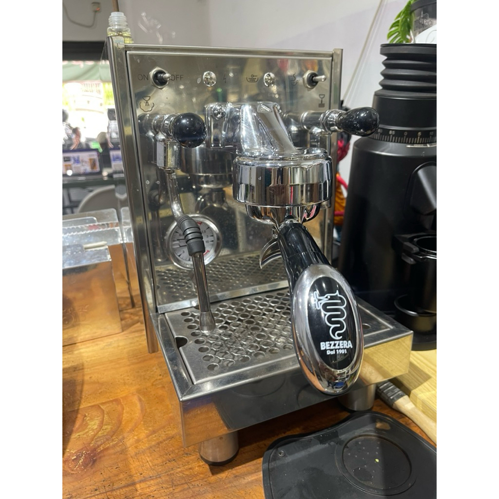 Mesin espresso / mesin kopi Bezzera BZ10 Made in Italy