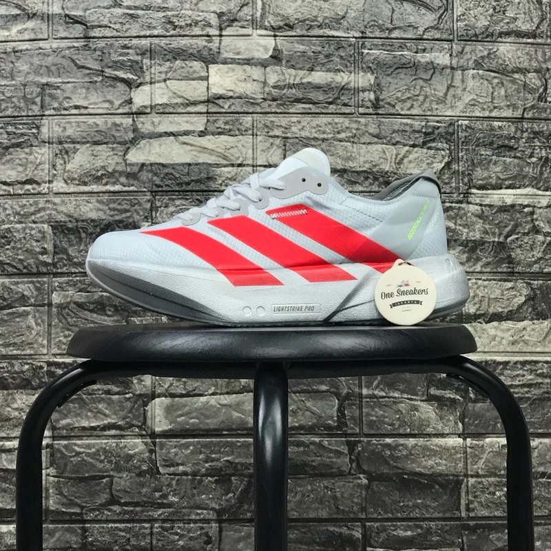 sepatu on cloud original