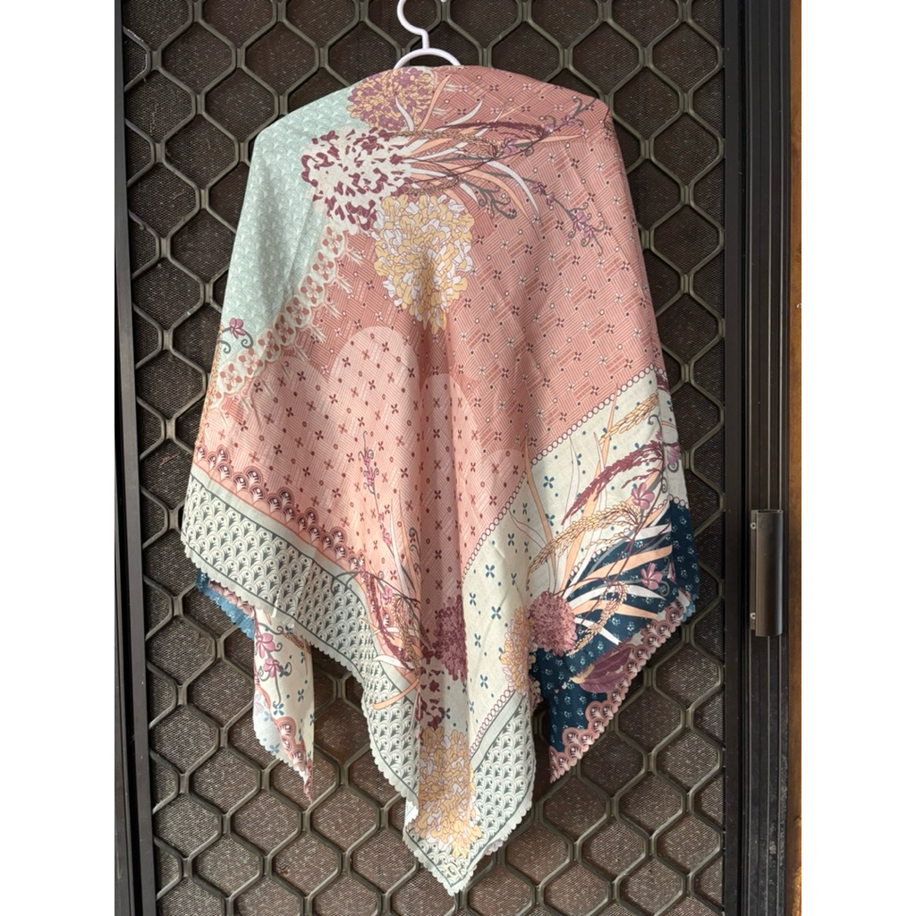 preloved/wearing klamby/jilbab merk/hijab segi empat/hijab lebaran