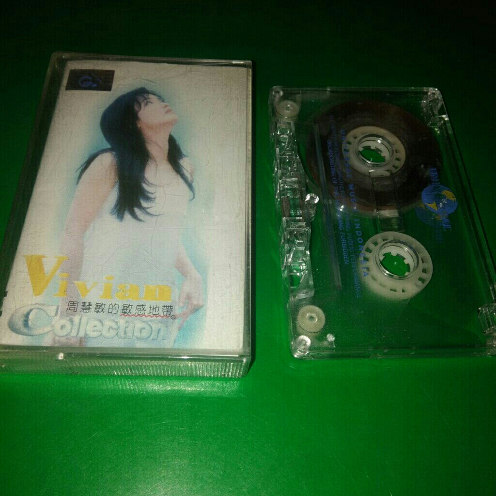 kaset pita Vivian chow