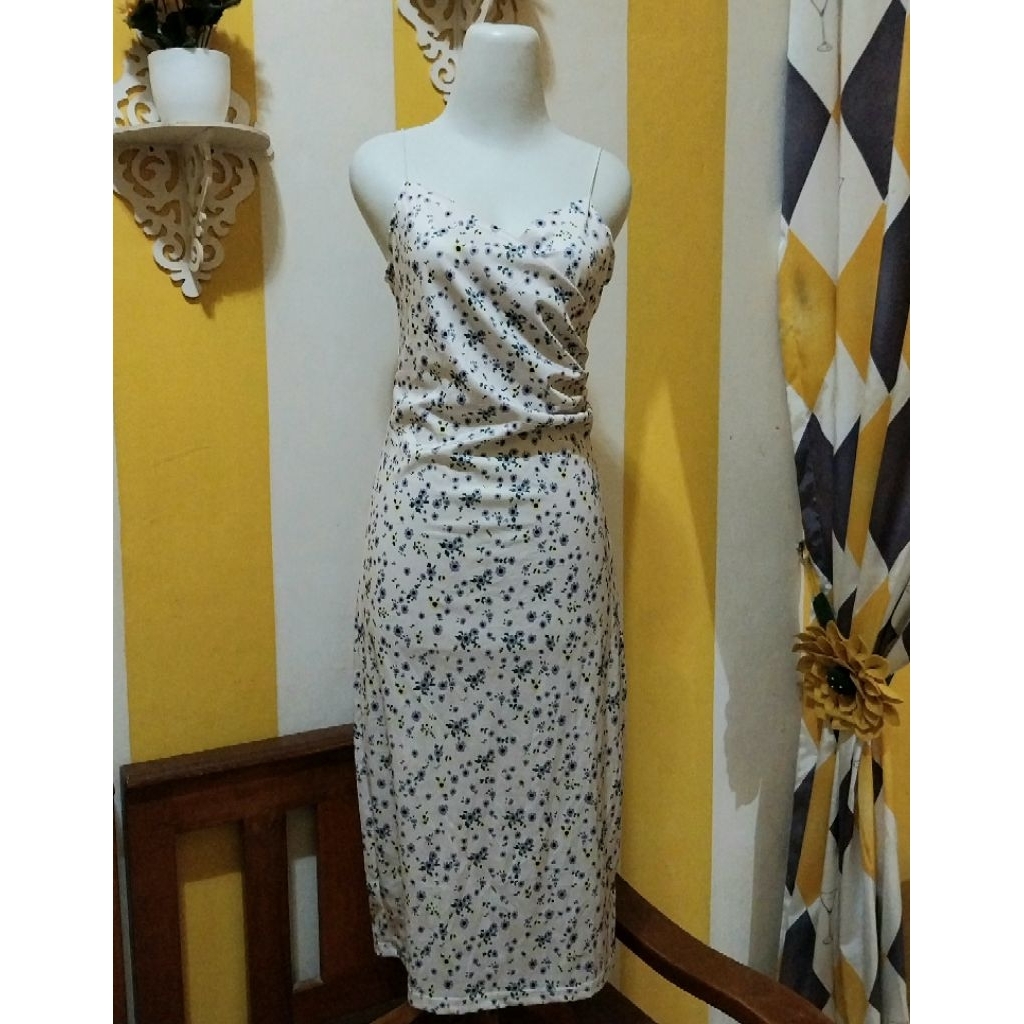 dress bodycon bunga bunga ungu