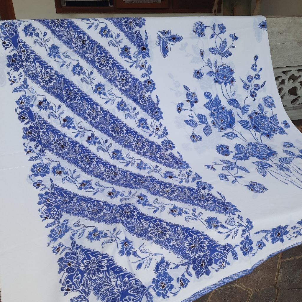 Kain Batik Cap encim biru putih