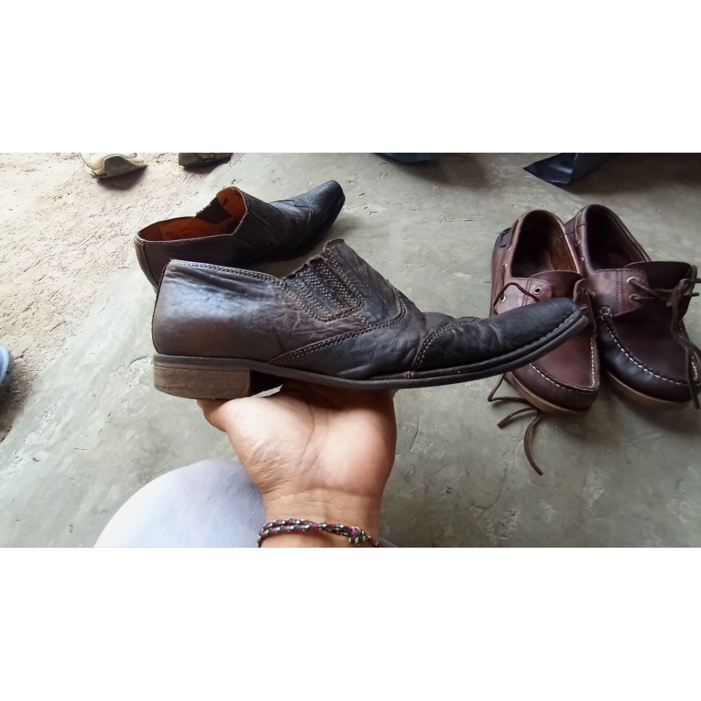 Sepatu Kulit GUESS Original