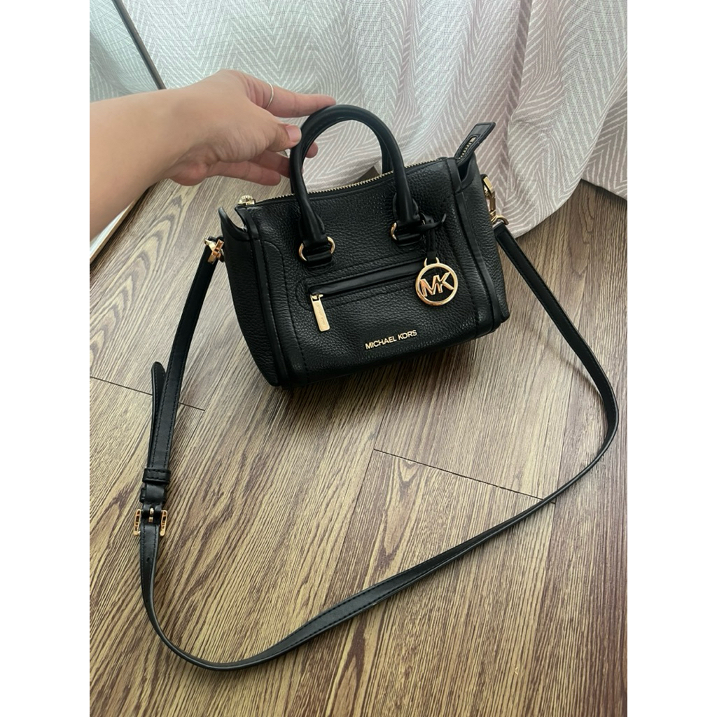 Preloved tas MK michael kors carine xs black