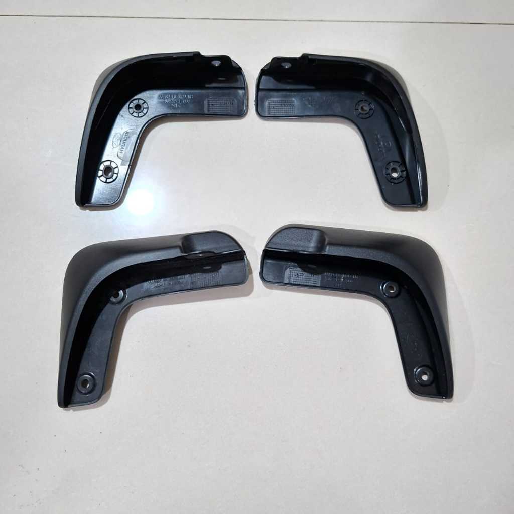 Mud Guard Karet Hyundai I20 KIA Picanto Original
