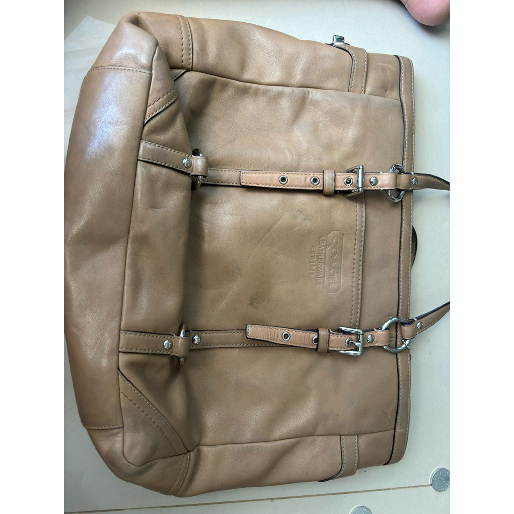 Coach tote. kulit asli.