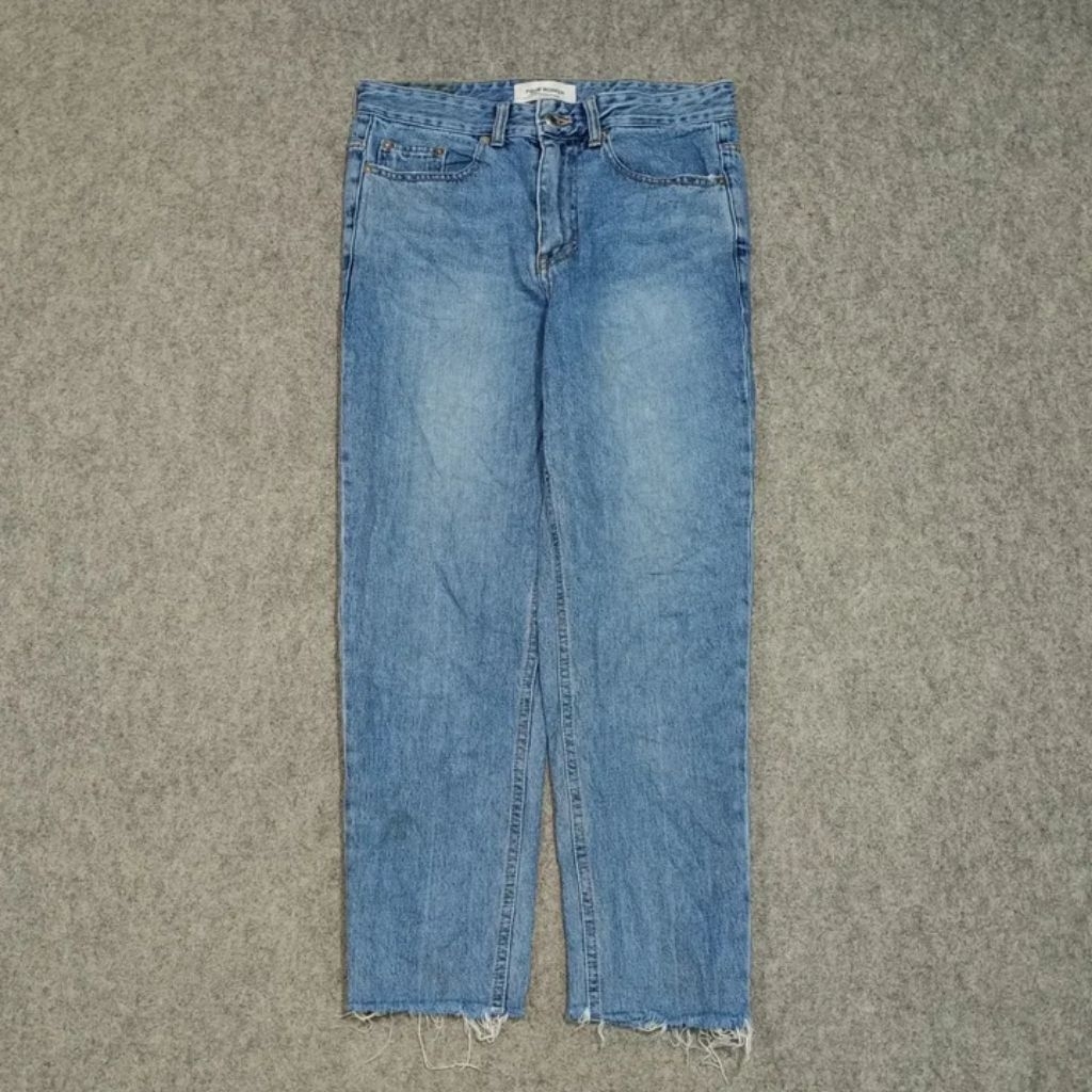 Celana Tapered jeans panjang pria PIECE WORKER size 28 second