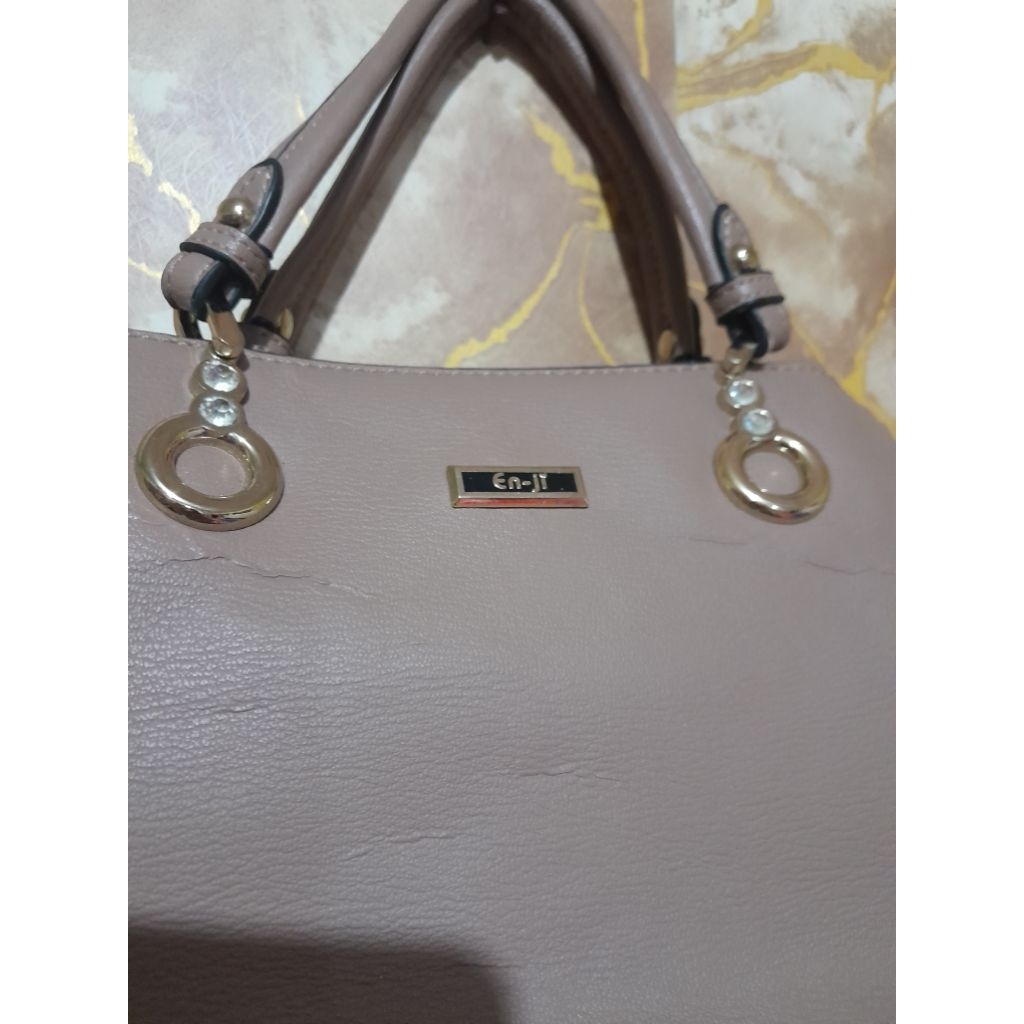 PRELOVED TAS WANITA EN-JI