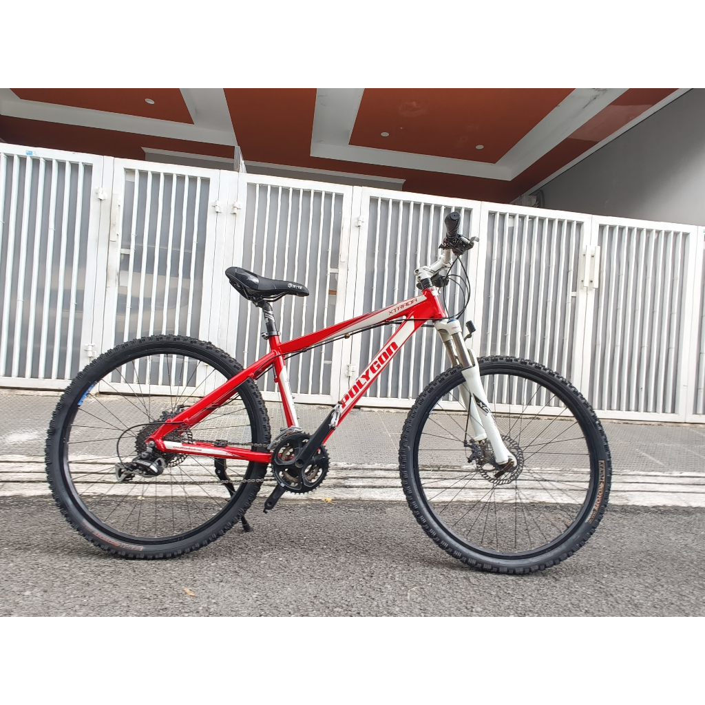 Sepeda Polygon Xtrada 4