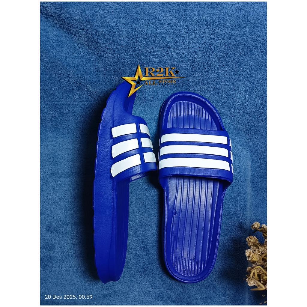 SENDAL SELOP PRIA GARIS TIGA ORICON ART 520