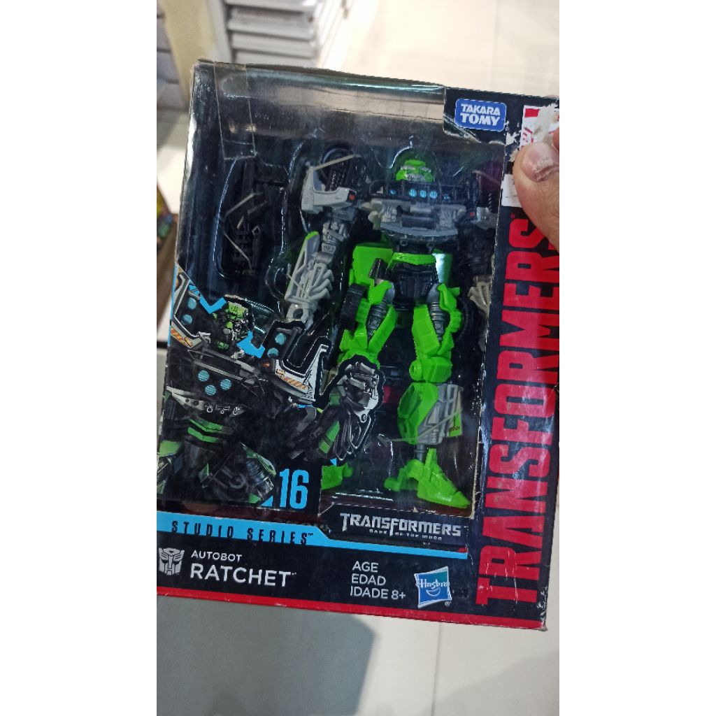 transformers studio series 16  rachet