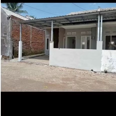 Kanopi baja ringan atap spandek pasir terpasang