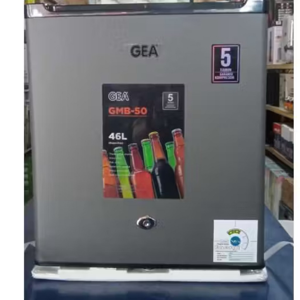 Kulkas Mini GEA portable 1 pintu 46 liter ( BEKAS )