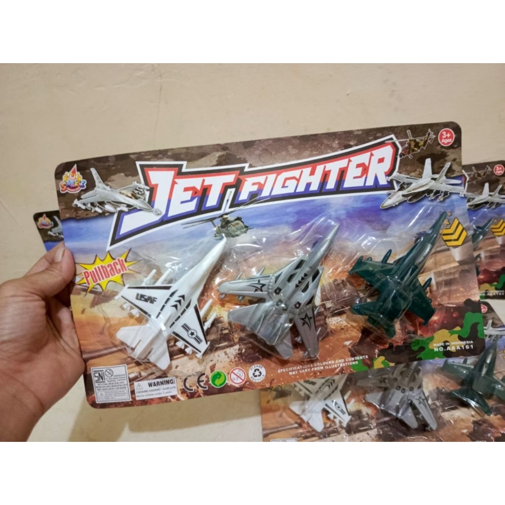 Mainan Pesawat Tempur