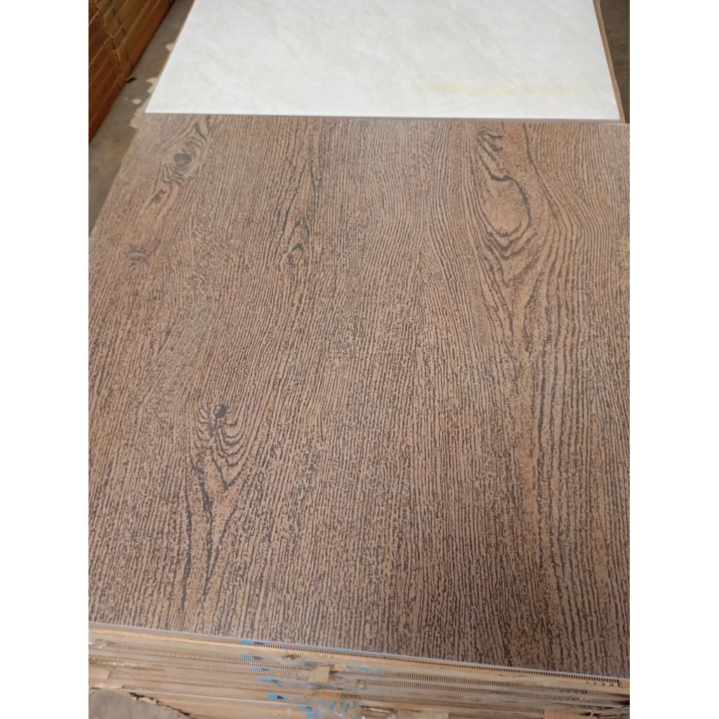 Granit 60x60 Rubber wood Pasadena