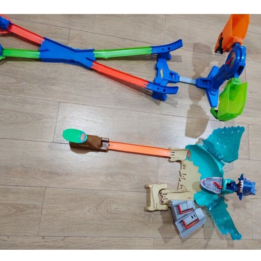 Preloved Track Hotwheels Jalur Balap Mainan Mobil Hot Wheels