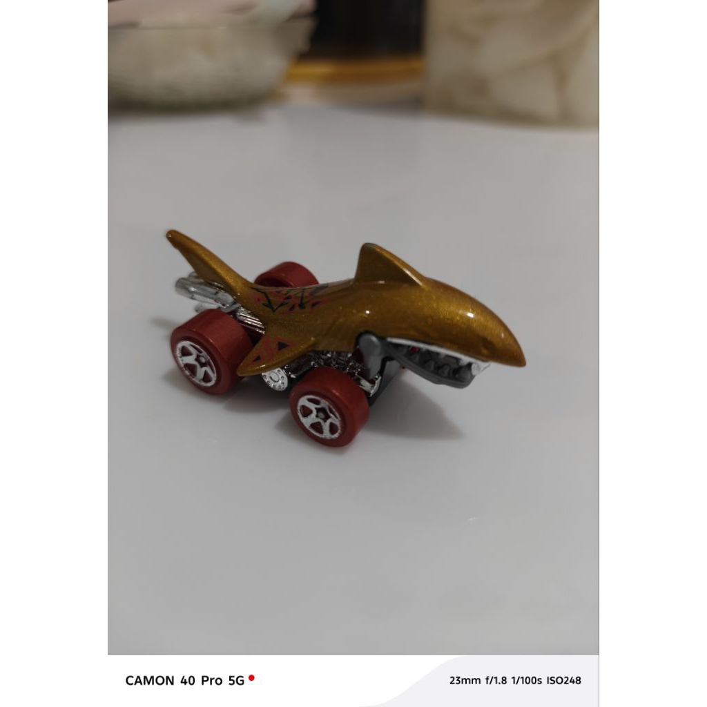 Hotwheels Loose Original Shark Bite