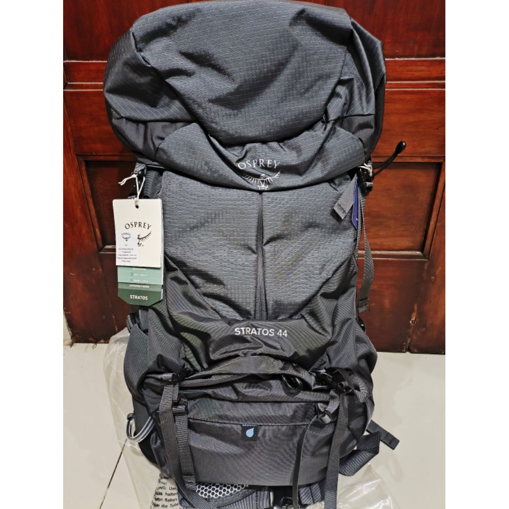 osprey stratos 44 L grey