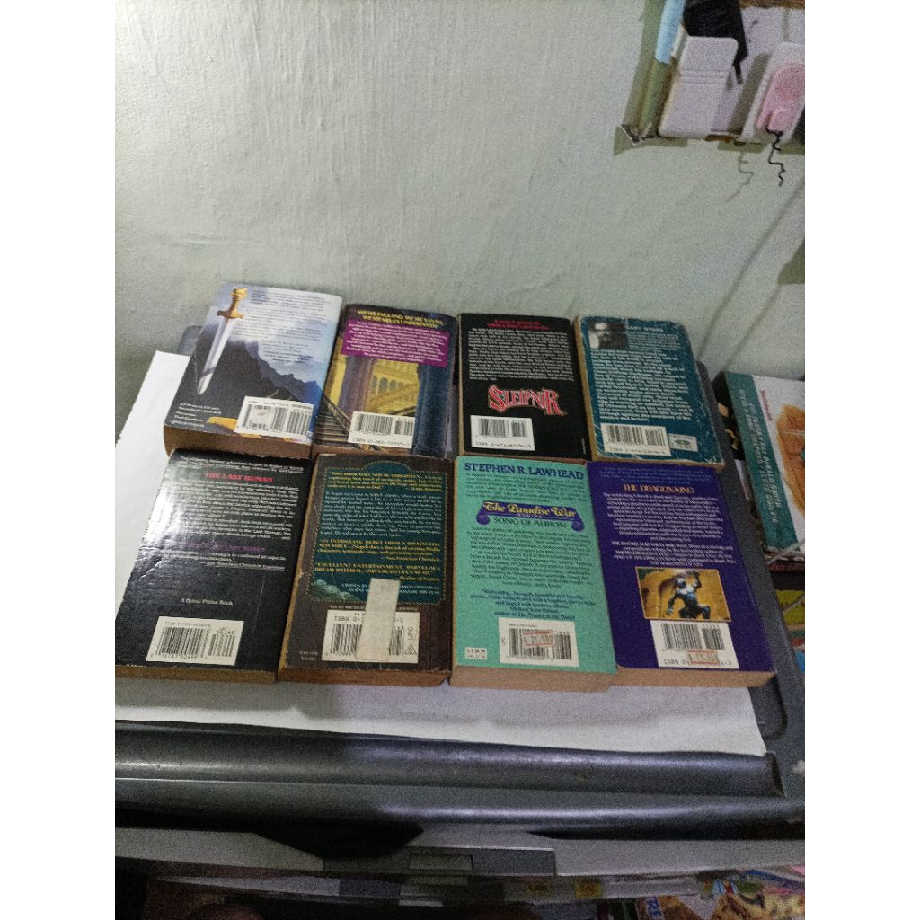 Novel import Song of Albion,  sword & Flame(Stephen Lawhead), Prospero's Children (Jan Siegel),  Las