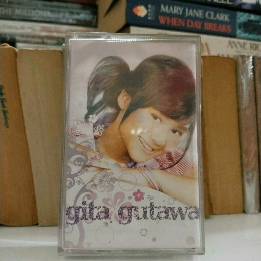 Kaset Pita Gita Gutawa baru