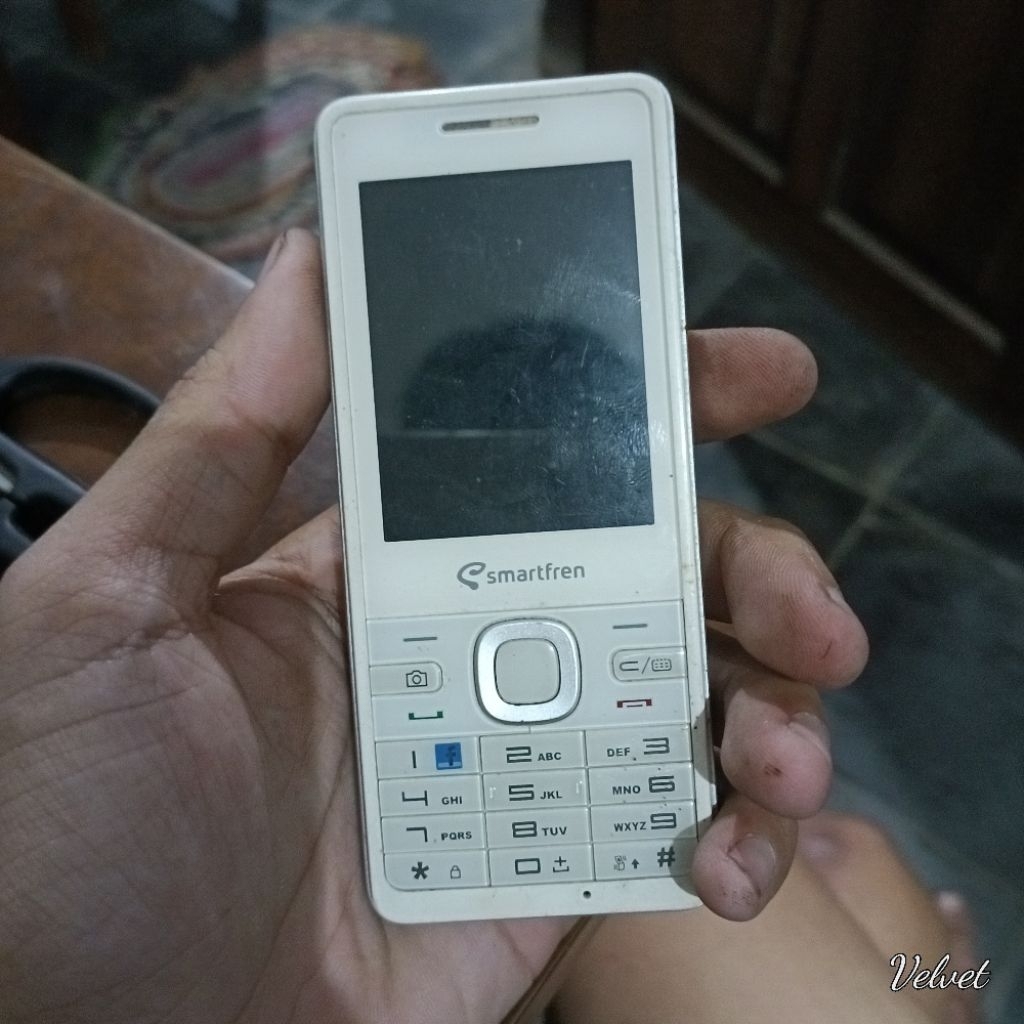 hp jadul smartfren E781A