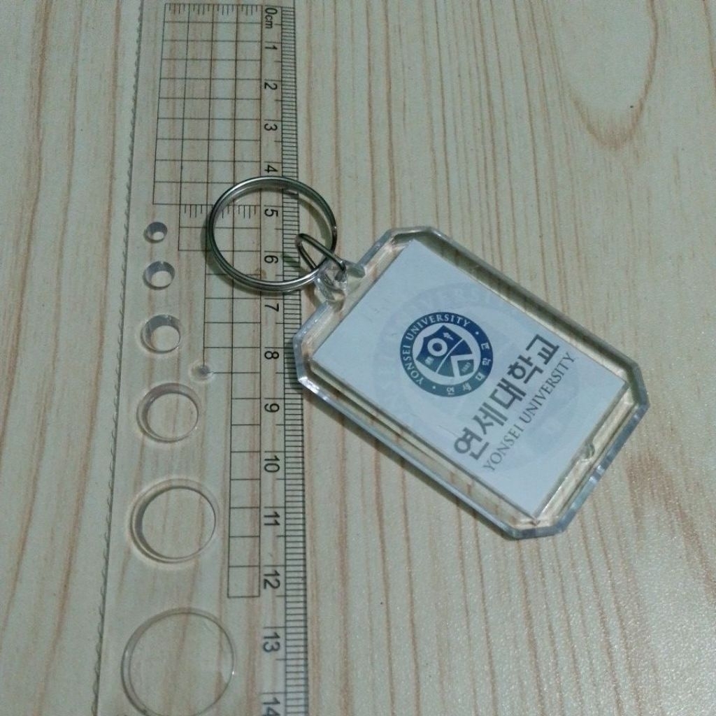 ganci akrilik gantungan kunci yonsei university korea selatan