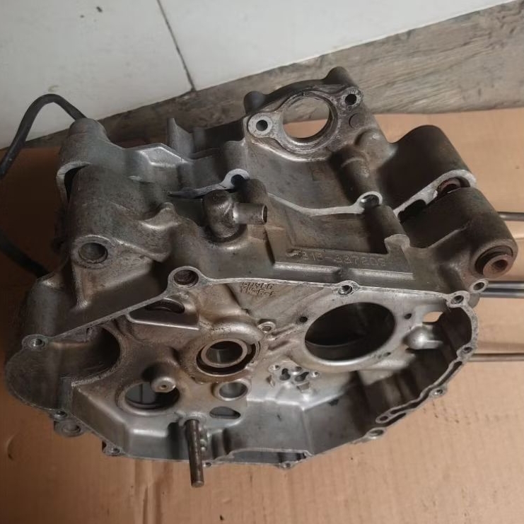 krengkes kalter crankcase kanan kiri Jupiter z robot vega zr