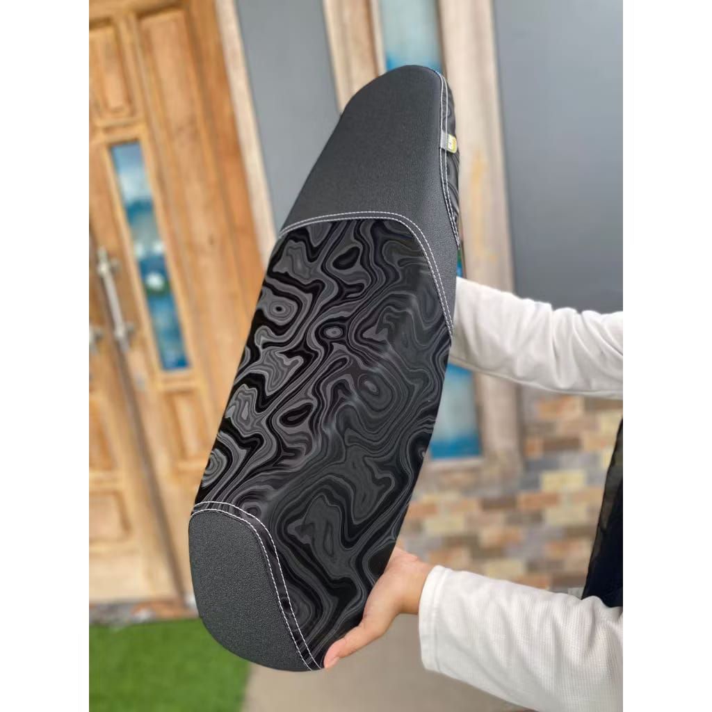 Jok motor Mio M3 variasi kulit amplas x abstrak wave_Jok Mio M3  dobelset model Xride sarung catur m