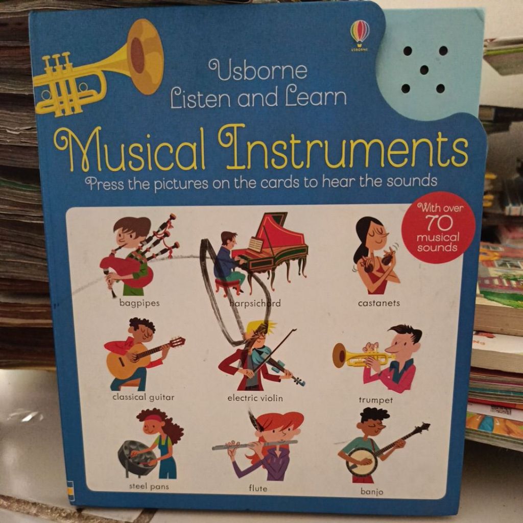 Buku bekas--usborne-musical-instrument
