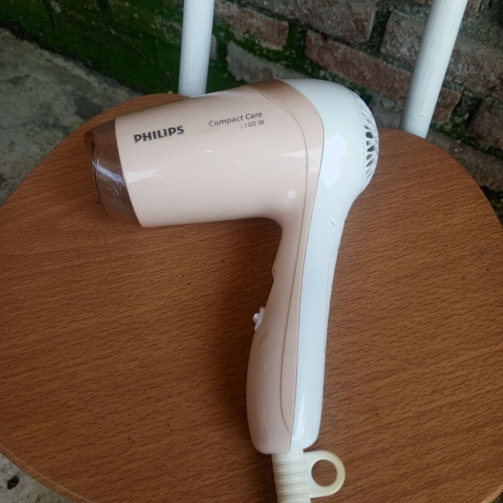 Hair dryer 1100 watt merk Philips Compact Care original preloved
