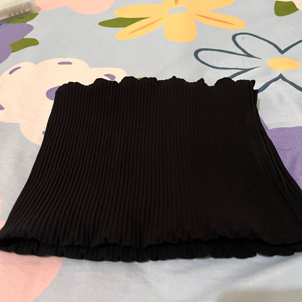 PRELOVED KRUDUNG PASMINA PLISKET HITAM
