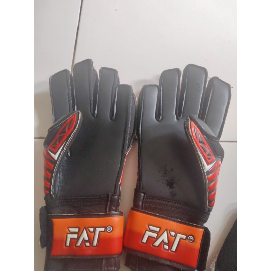 sarung tangan kiper fat