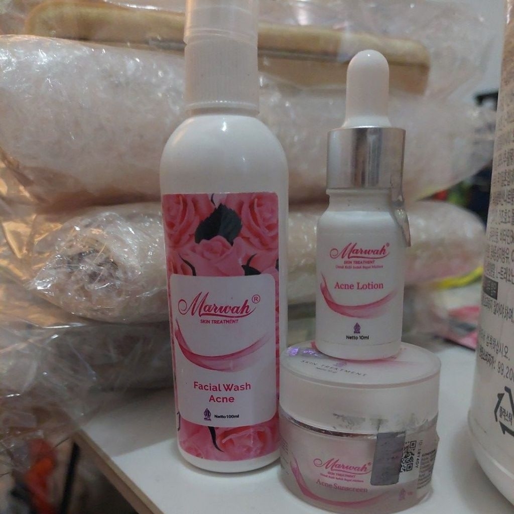 MARWAH SKINCARE ACNE