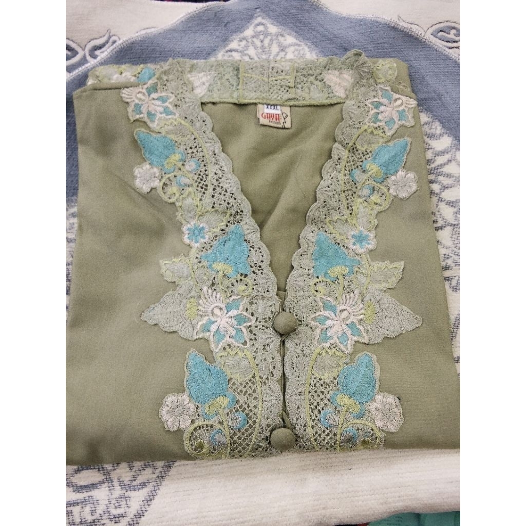 kebaya bordir warna tangan panjang