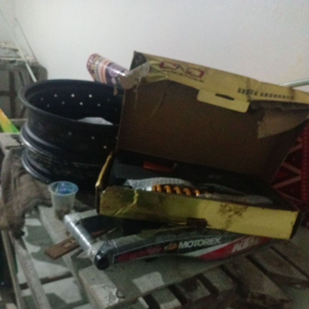 PAKET SUPERMOTO [Butuh Uang]