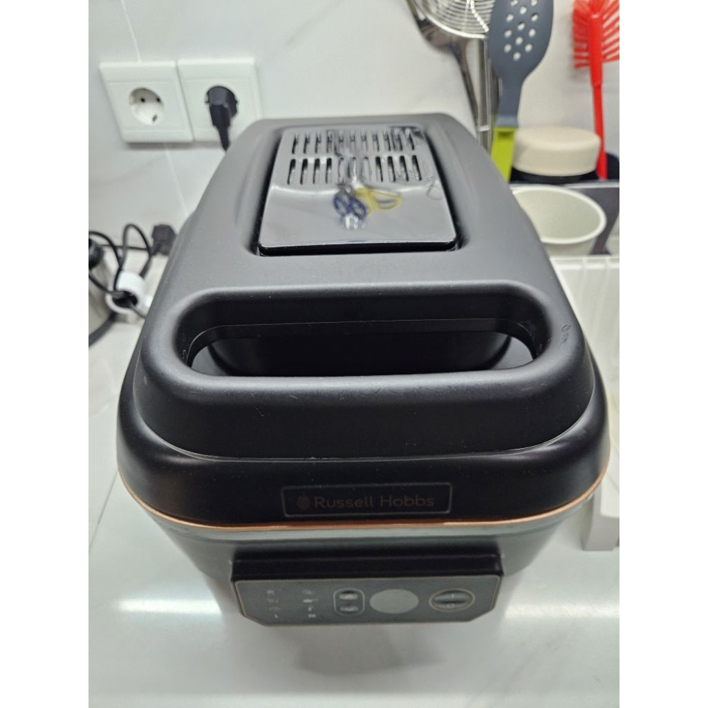 Russel Hobbs Satisfry Airfryer Preloved