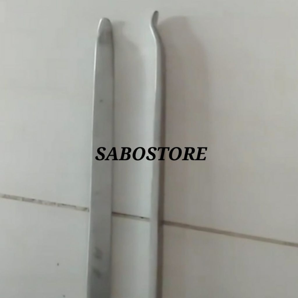 Cukil Ban Bahan Baja Per Panjang 30CM