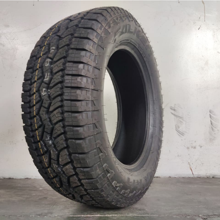 Ban Mobil Falken 265/60 R18 AT3WA Ban Pajero Fortuner R18