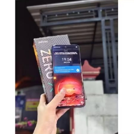 INFINIX ZERO X PRO 8/256 GB SECOND / SEGEL/ NOMINUS