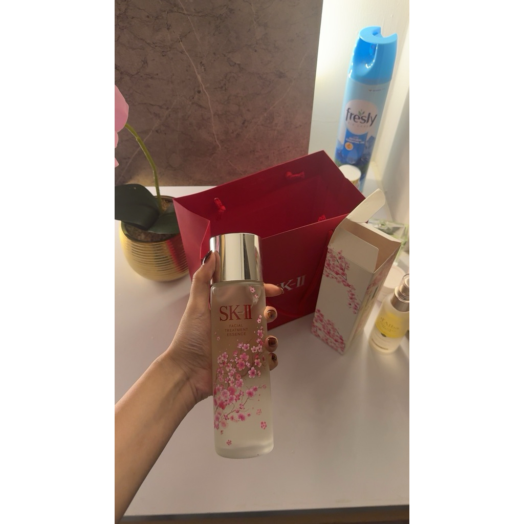 essence SKII