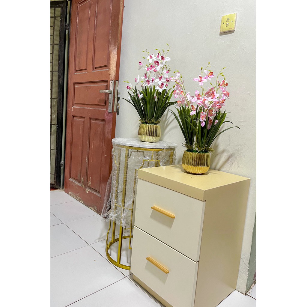 Bunga anggrek meja vas keramik